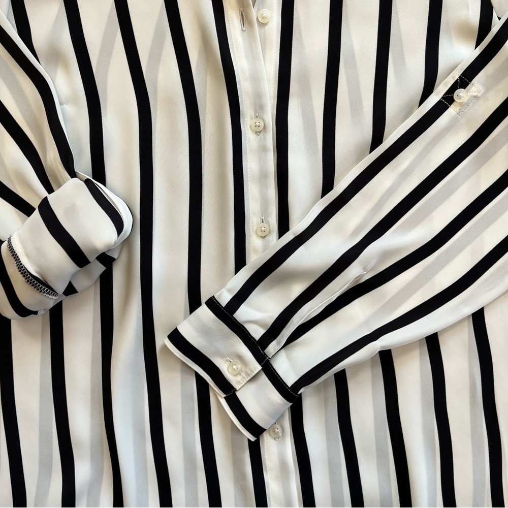 Express, button down shirt, size small - Picture 5 of 12